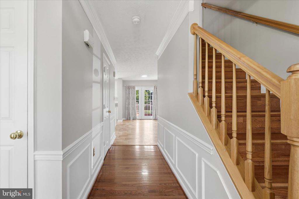 310 BRECKINRIDGE COURT