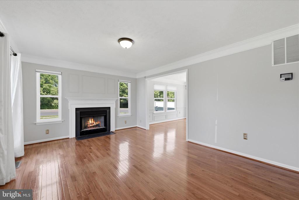 310 BRECKINRIDGE COURT