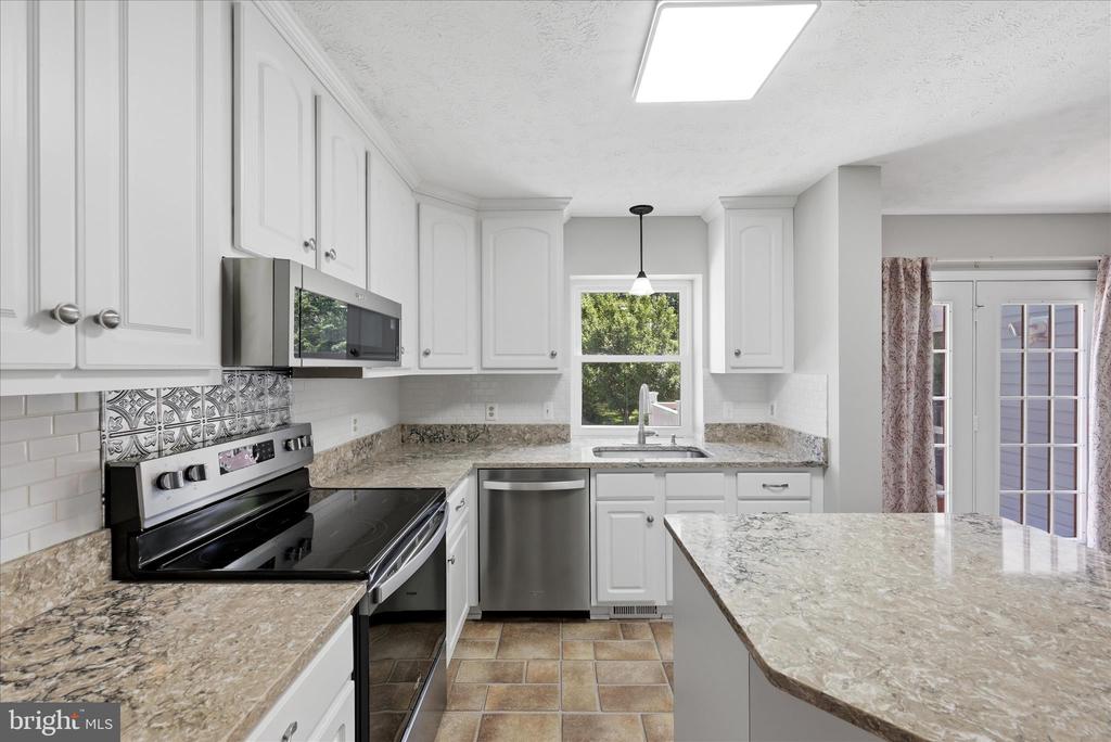 310 BRECKINRIDGE COURT