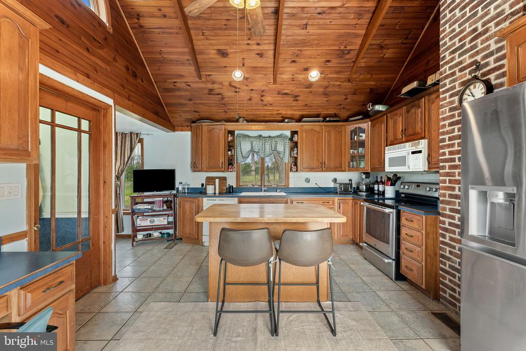 420 RUSSELL ROAD