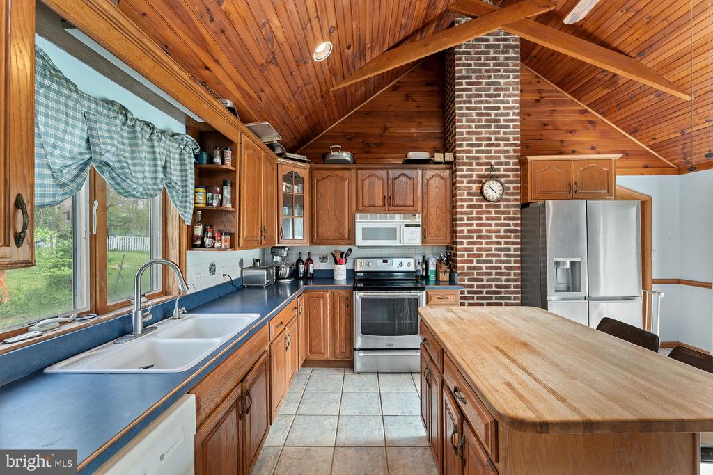 420 RUSSELL ROAD