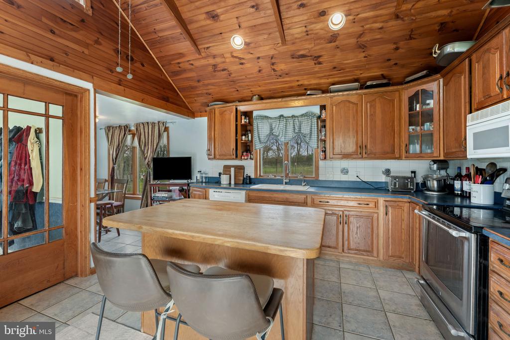 420 RUSSELL ROAD