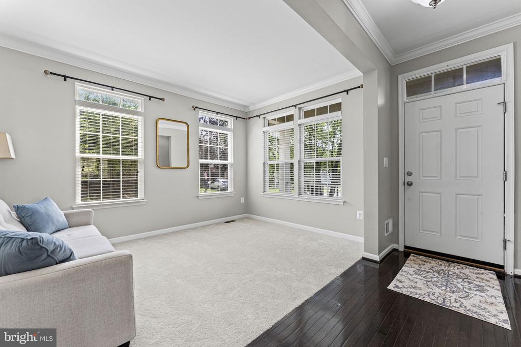 243 BRADFORD DRIVE