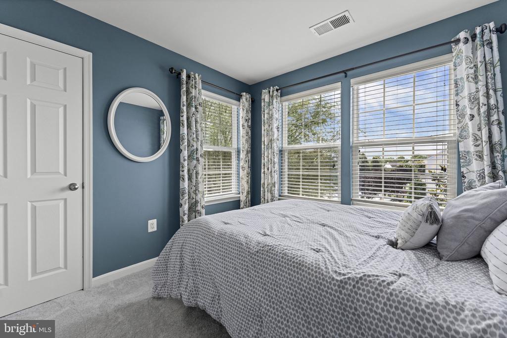 243 BRADFORD DRIVE
