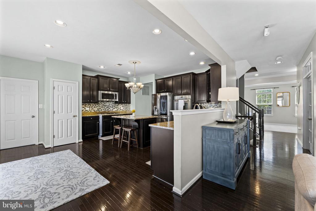 243 BRADFORD DRIVE