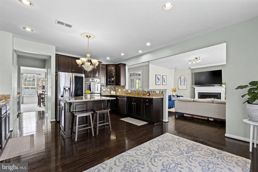 243 BRADFORD DRIVE