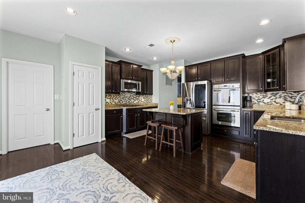 243 BRADFORD DRIVE