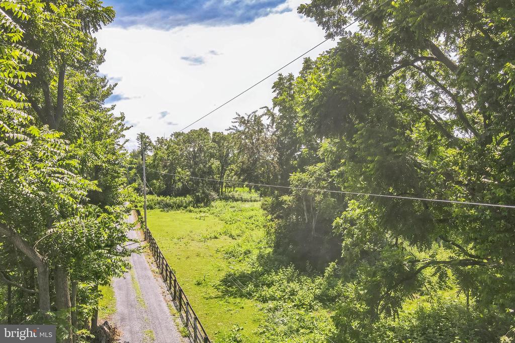 1683 WITHERS LARUE ROAD