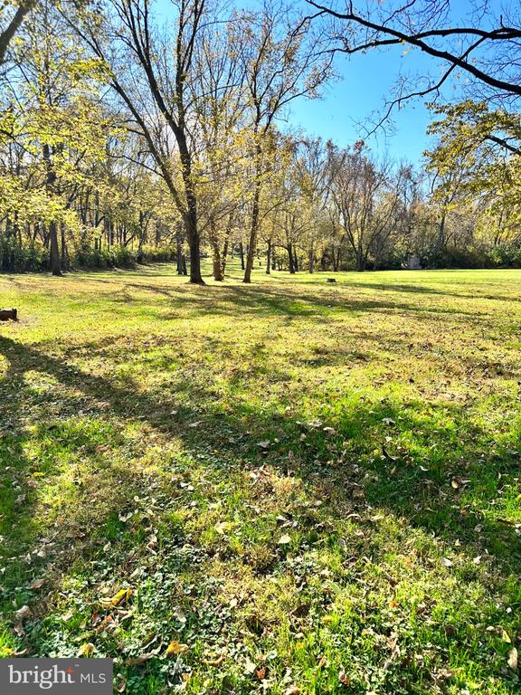 7095 HOWELLSVILLE ROAD