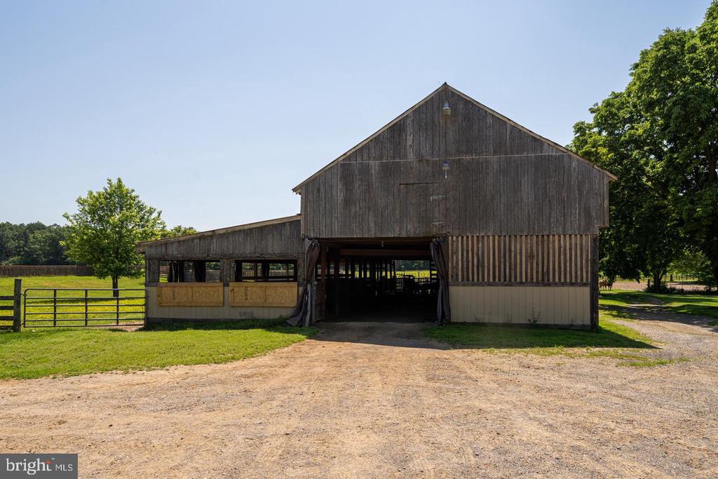 3637 MILLWOOD ROAD