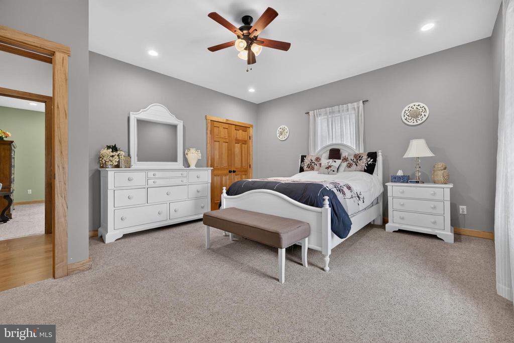1292 MOHAWK RD