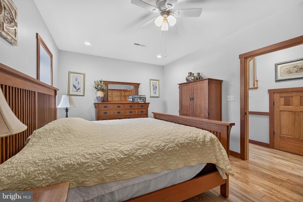 1292 MOHAWK RD