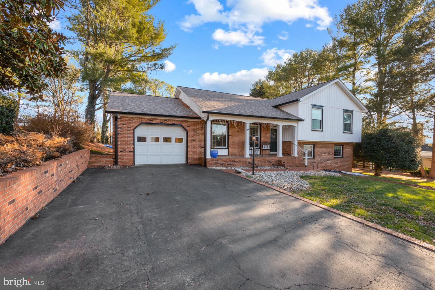 20131 WILLIAMS DRIVE