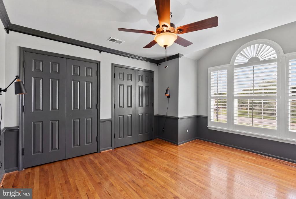 15616 GREAT BRIDGE LANE