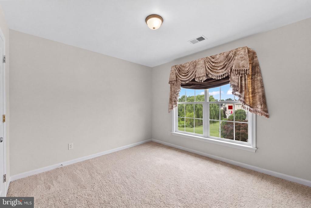 15616 GREAT BRIDGE LANE
