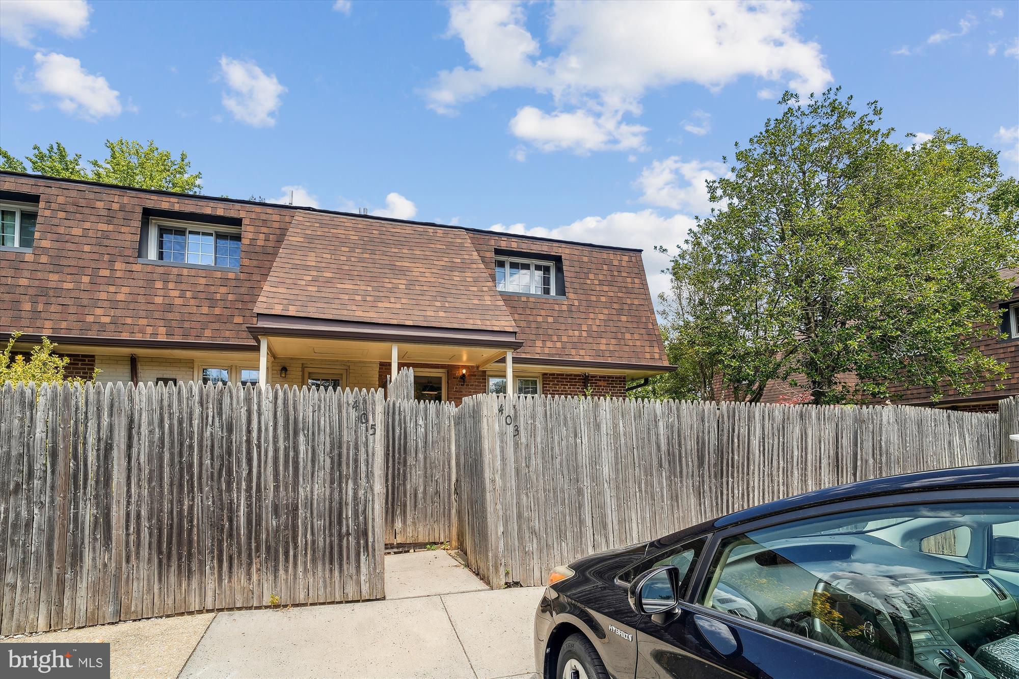 403 JAMES COURT 70