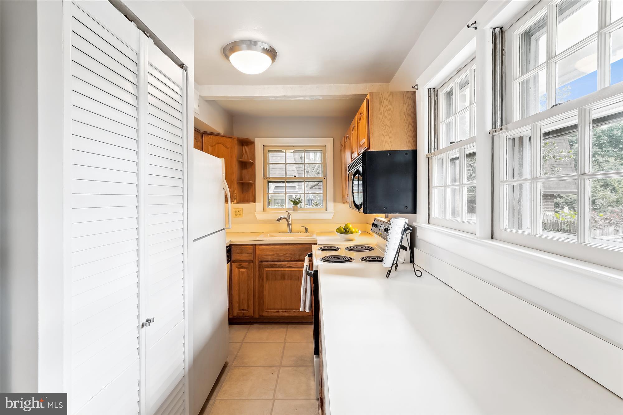403 JAMES COURT 70