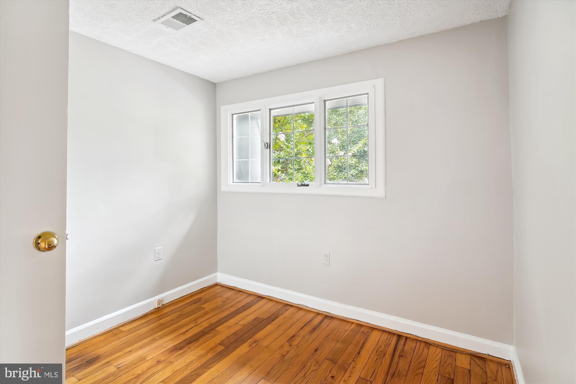 403 JAMES COURT 70