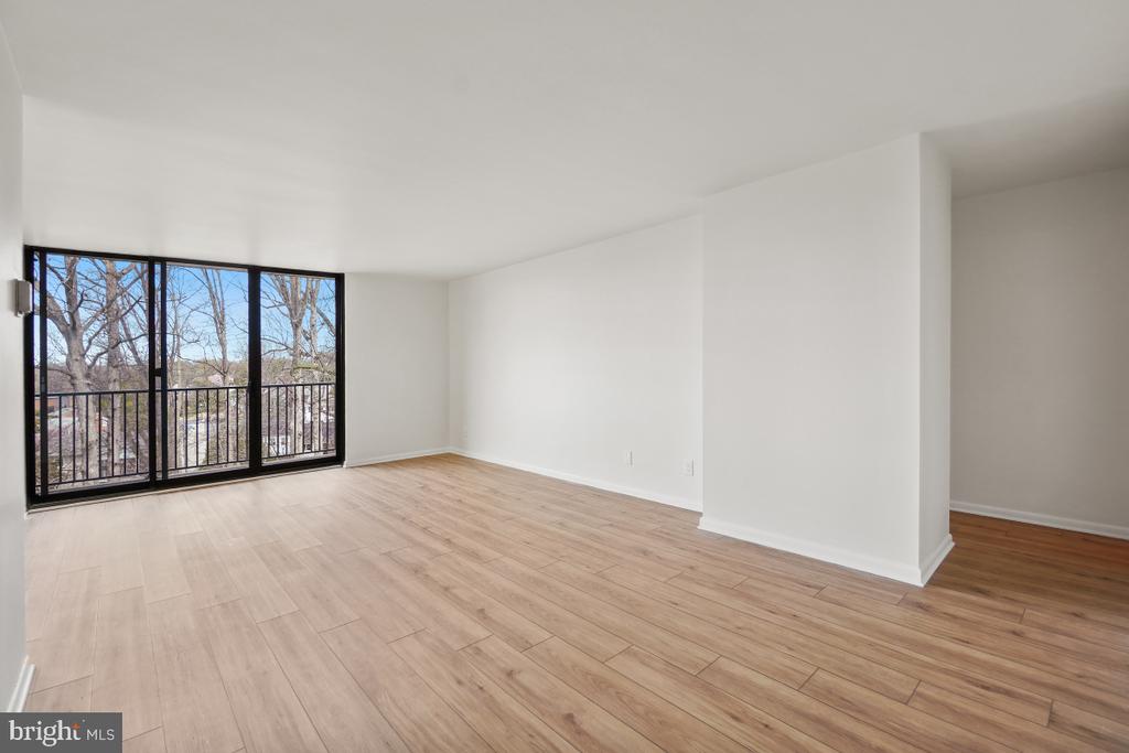 600 ROOSEVELT BOULEVARD 316