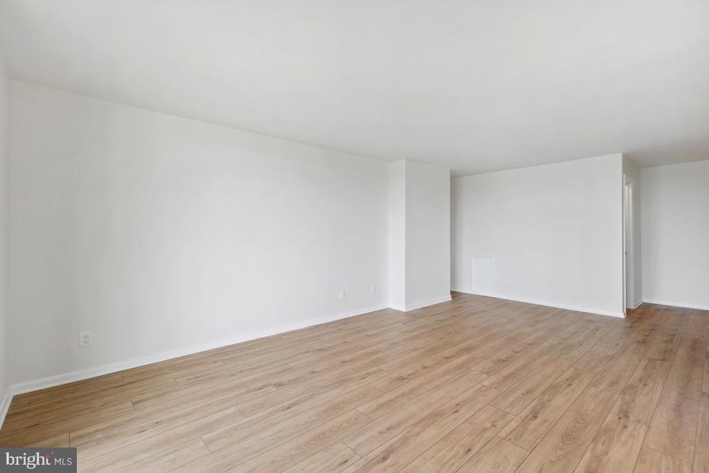 600 ROOSEVELT BOULEVARD 316