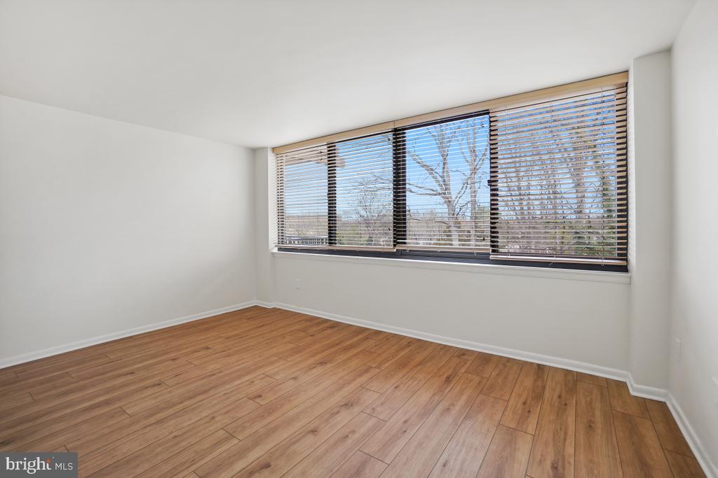 600 ROOSEVELT BOULEVARD 316
