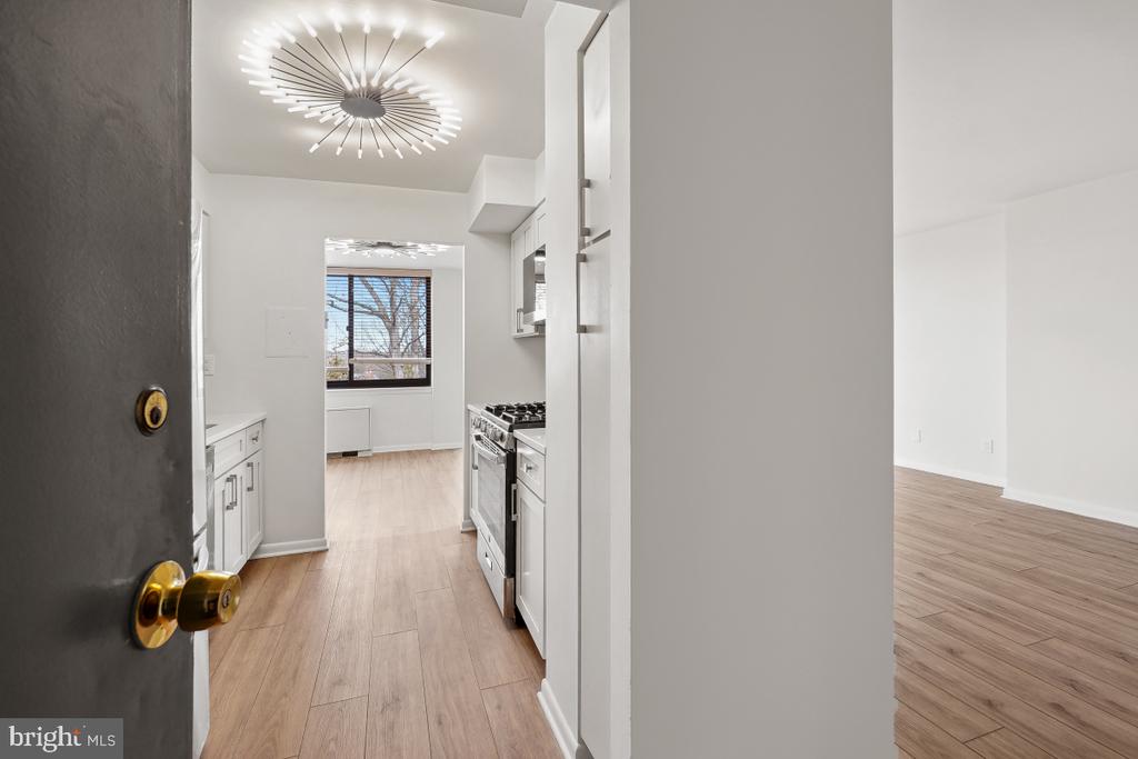 600 ROOSEVELT BOULEVARD 316
