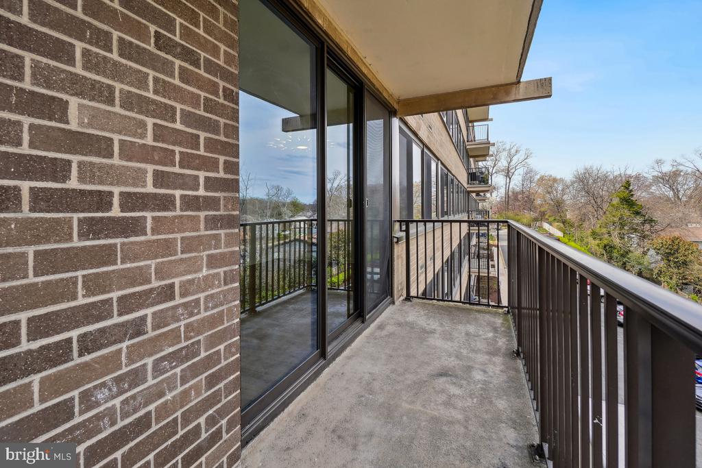 600 ROOSEVELT BOULEVARD 316