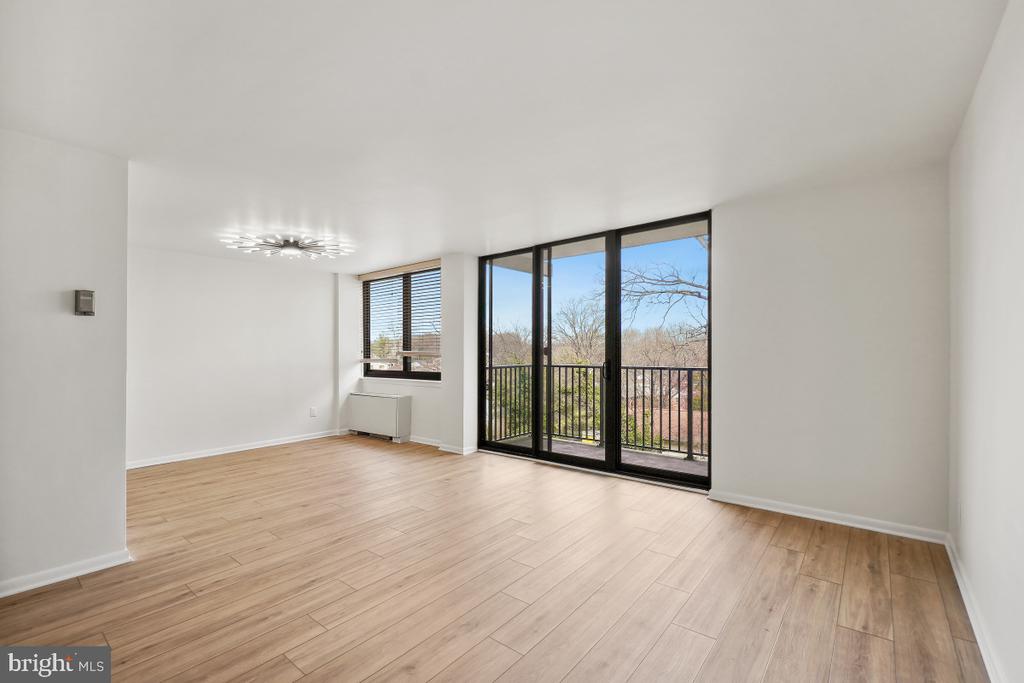 600 ROOSEVELT BOULEVARD 316
