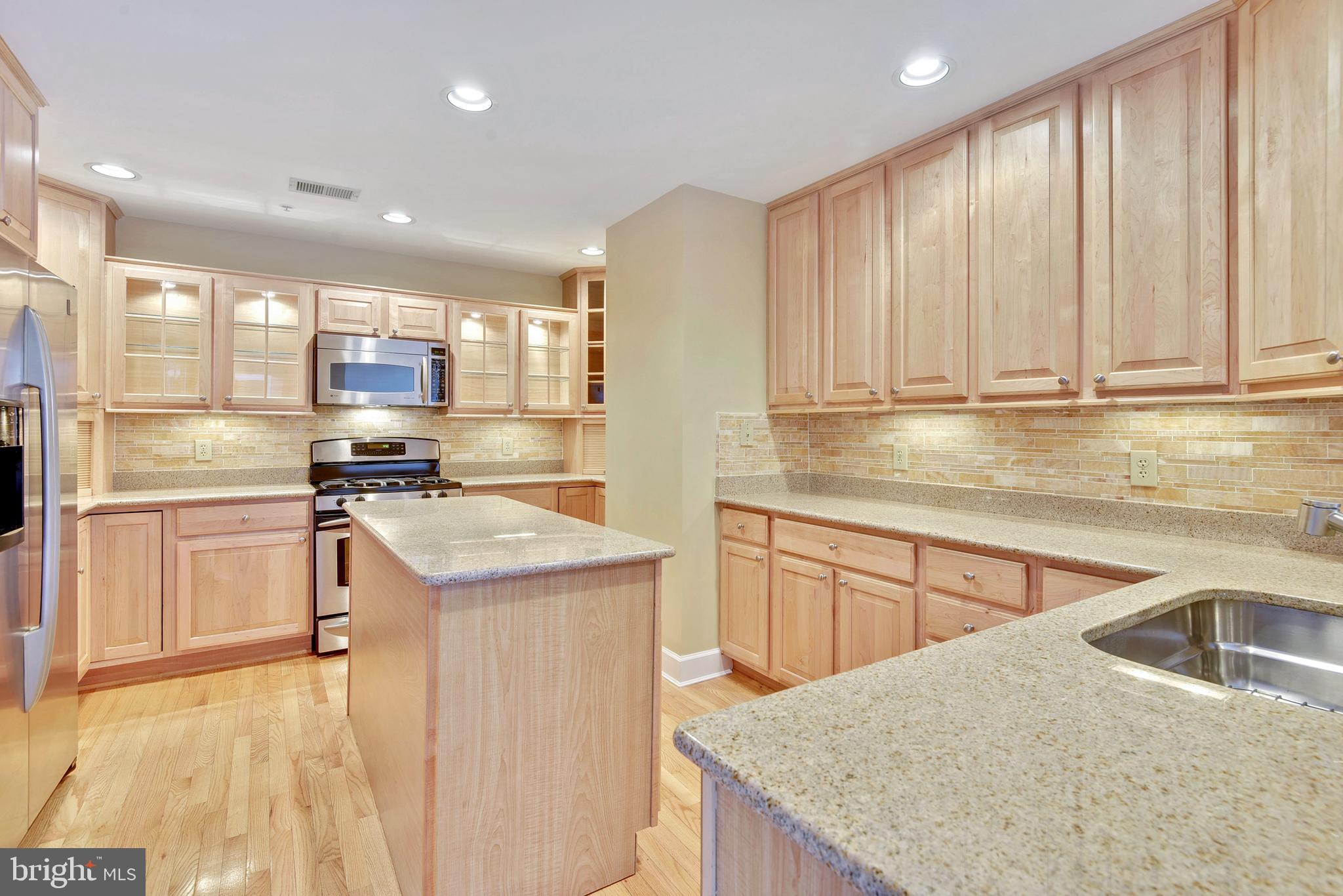 502 W BROAD STREET 310