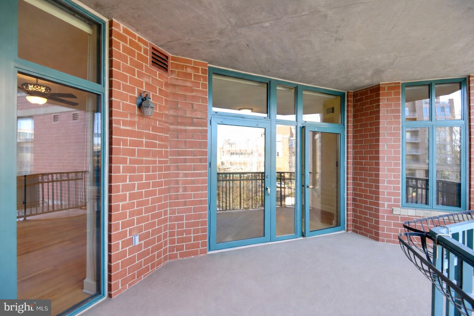 502 W BROAD STREET 310