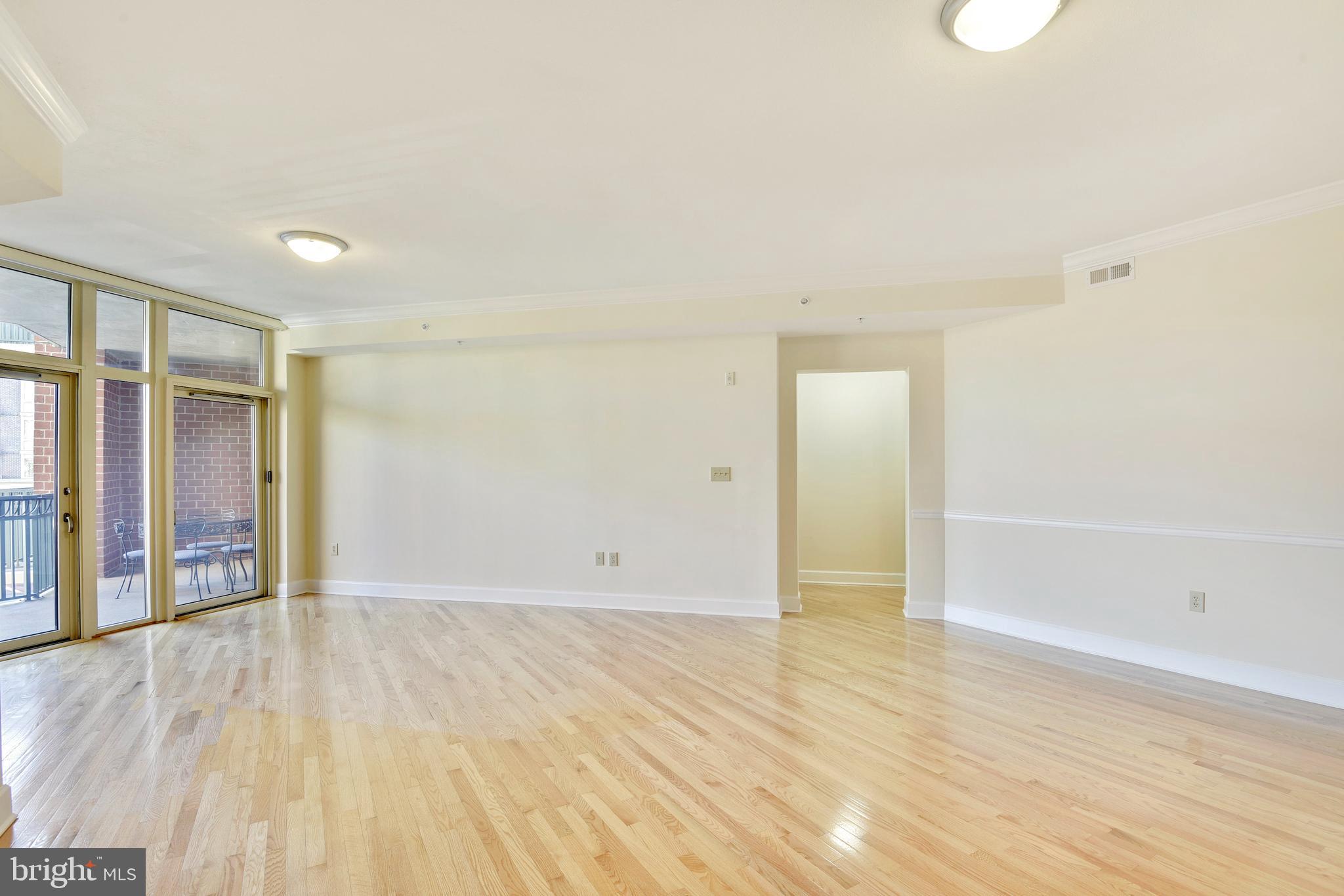 502 W BROAD STREET 310
