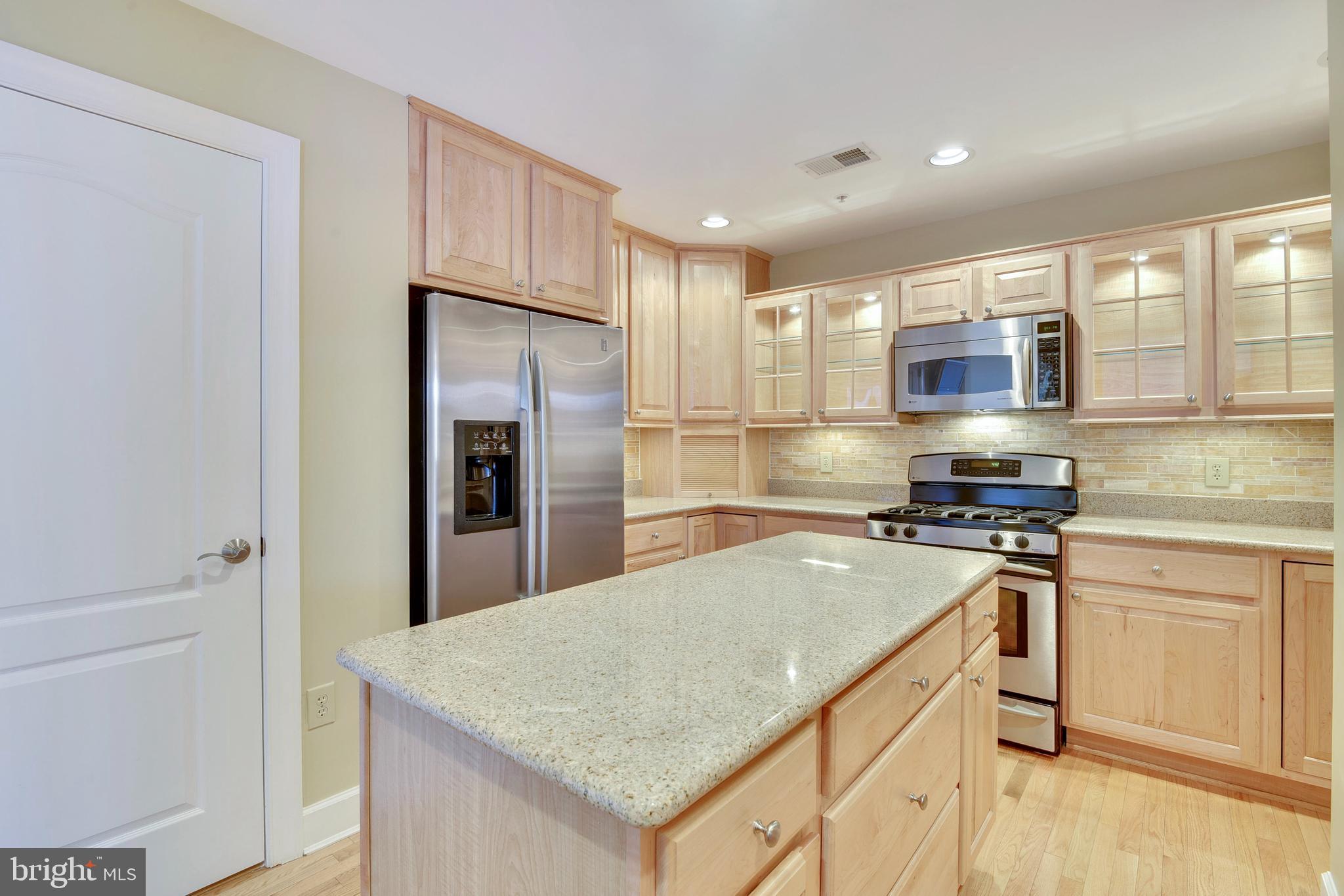 502 W BROAD STREET 310