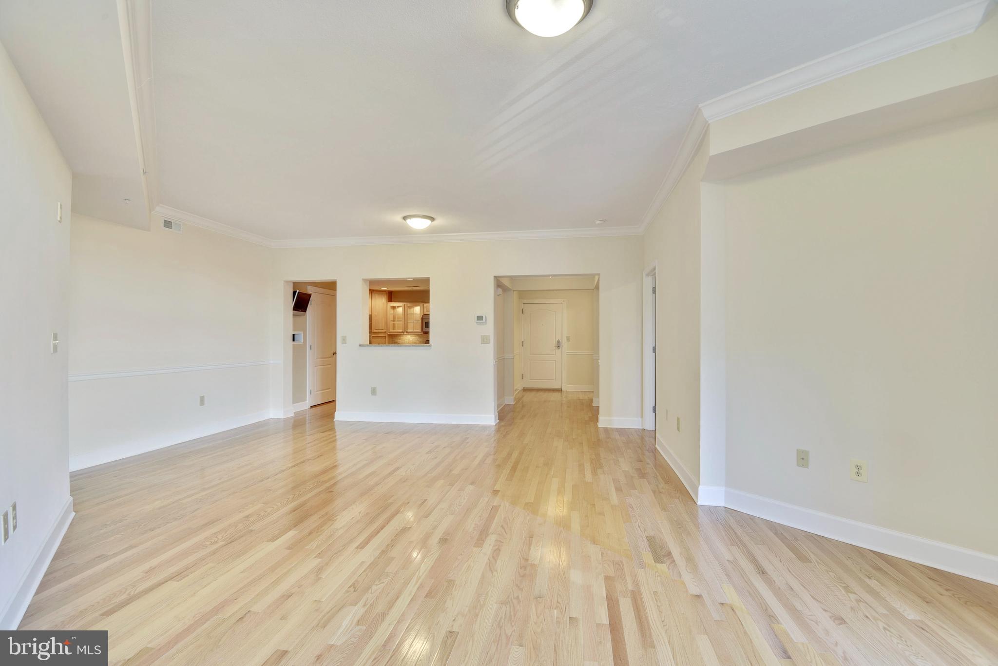 502 W BROAD STREET 310