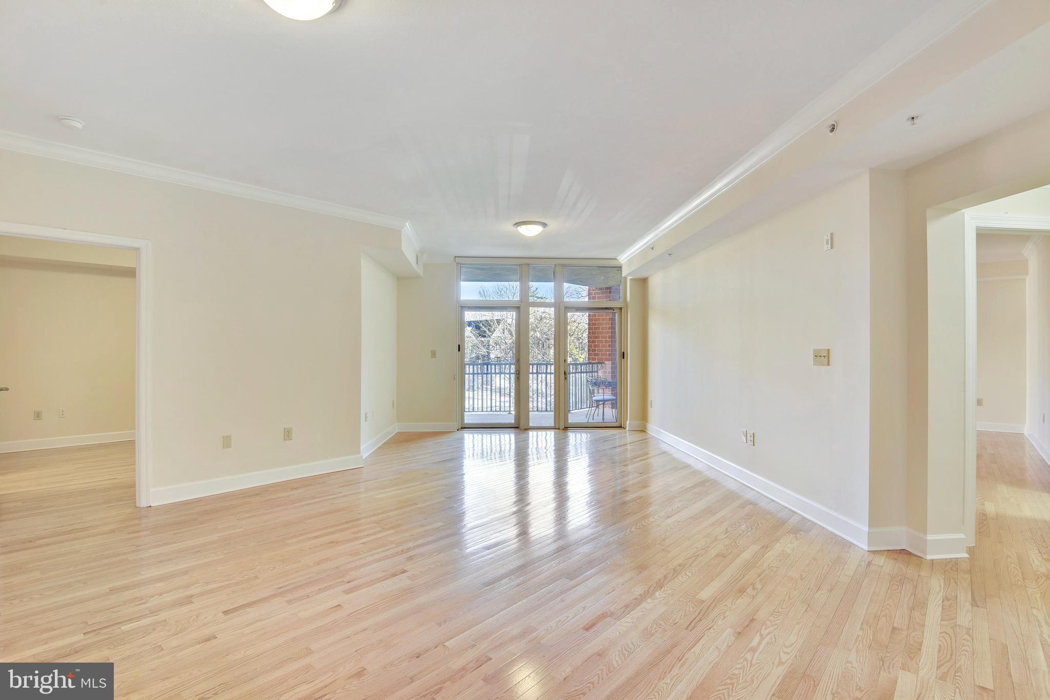 502 W BROAD STREET 310