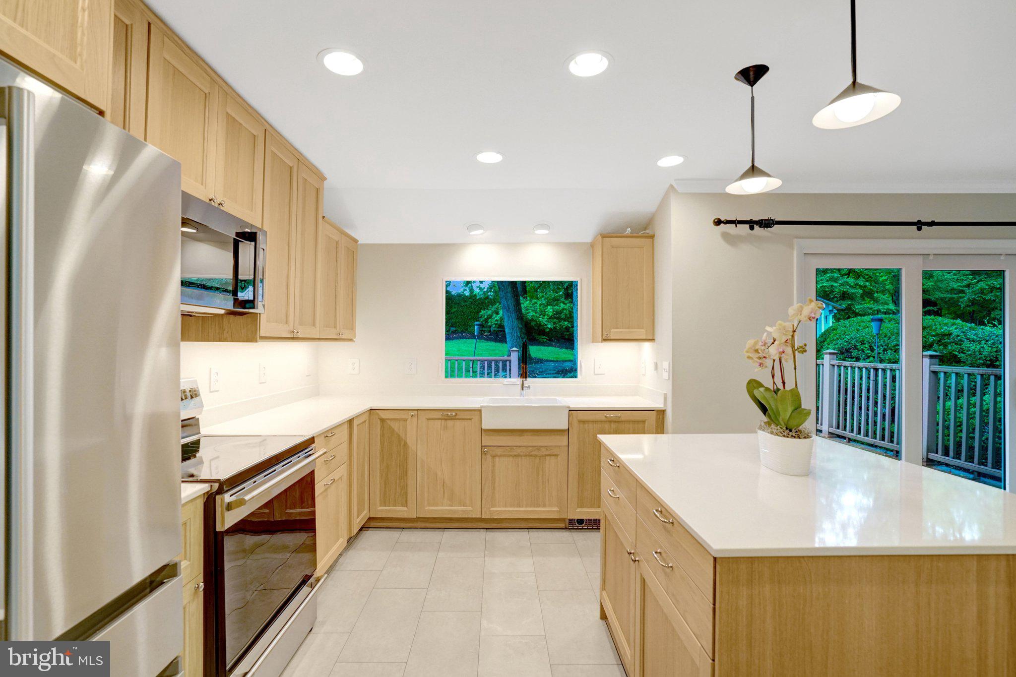 105 POPLAR DRIVE
