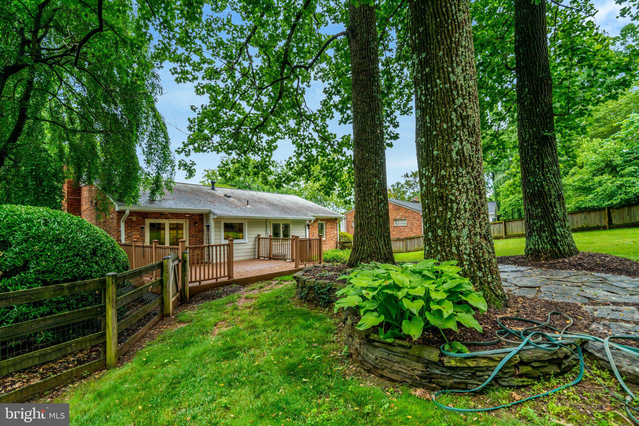 105 POPLAR DRIVE