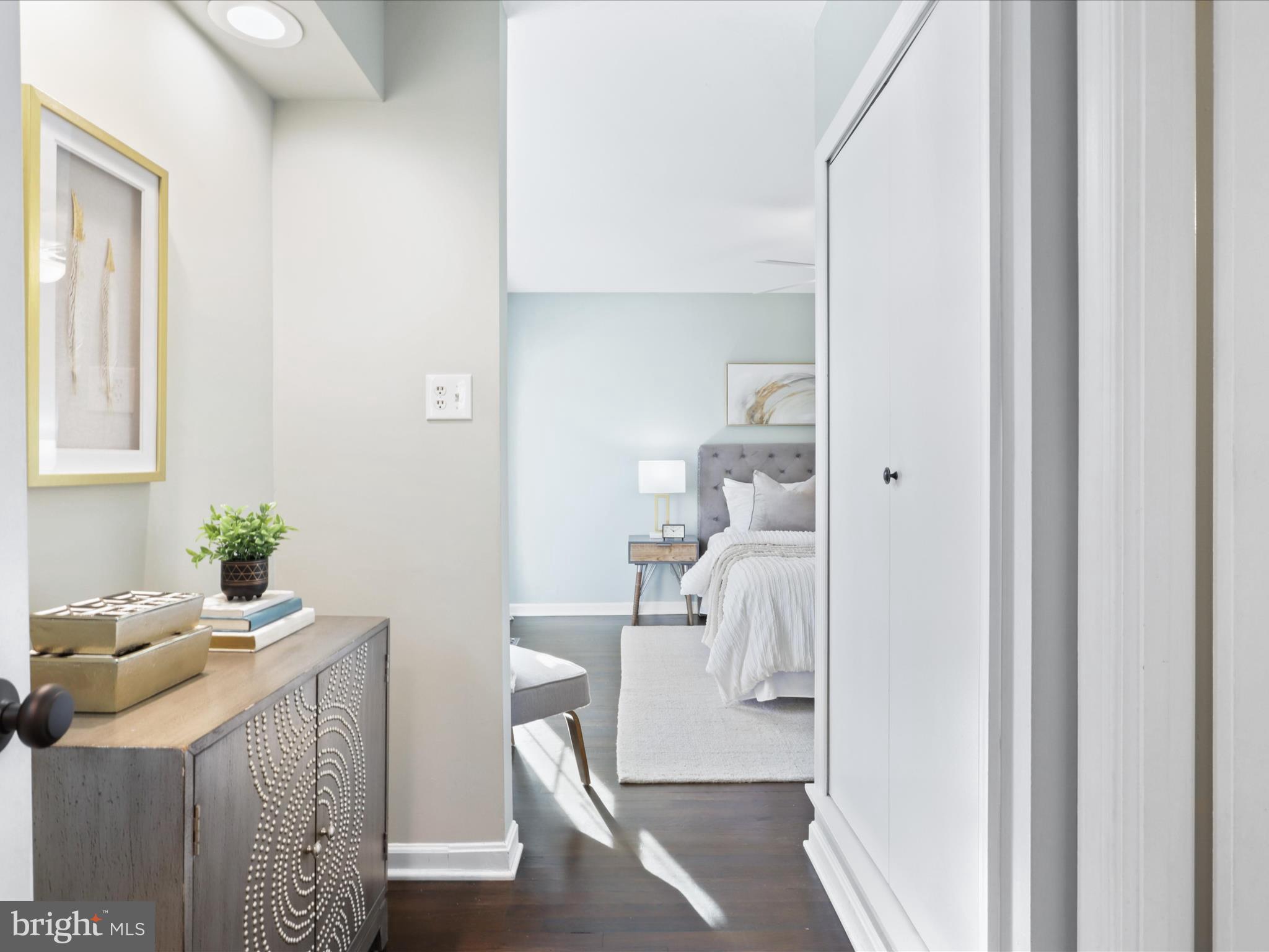 3226 CAMBRIDGE COURT