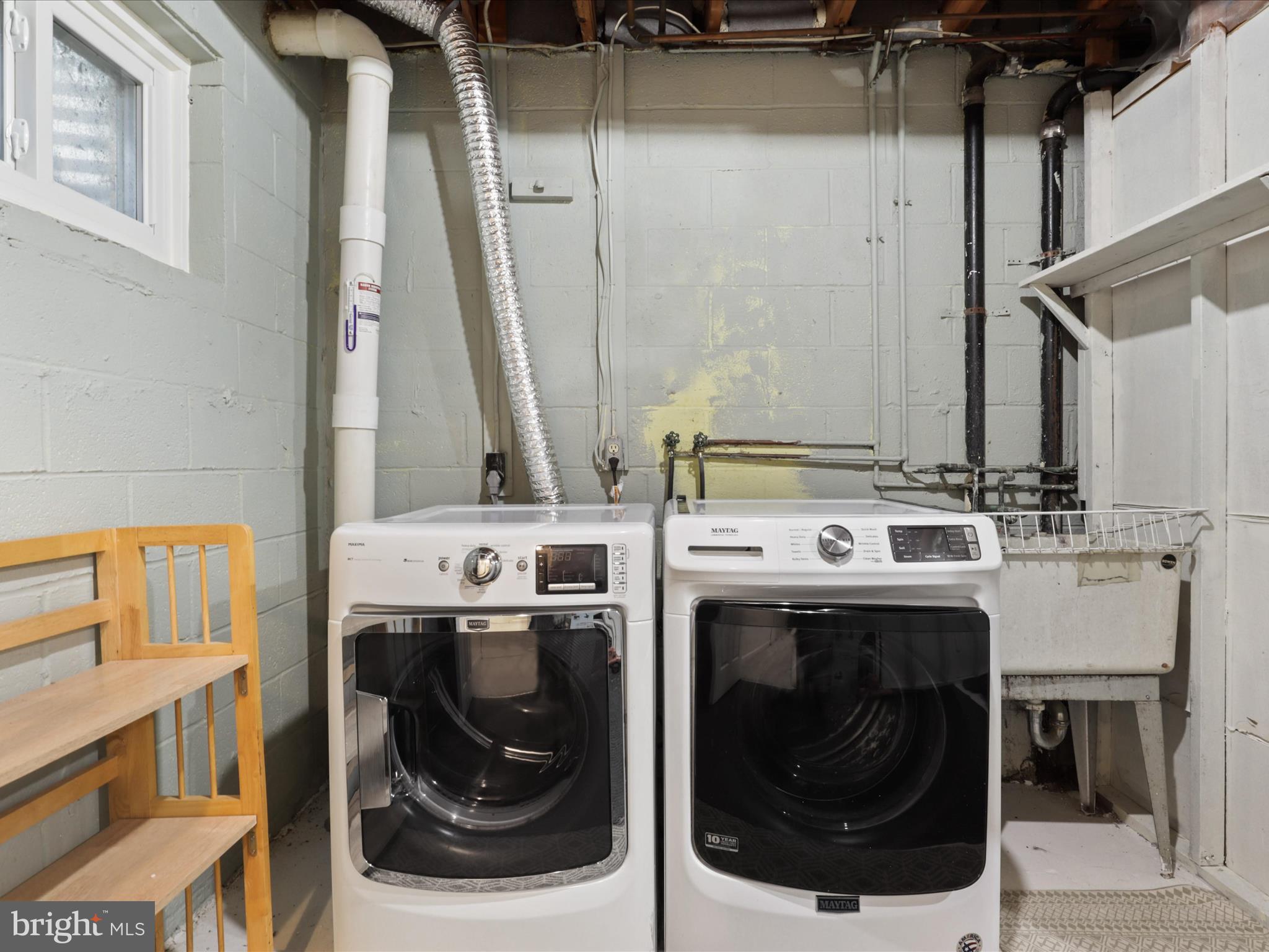 3226 CAMBRIDGE COURT