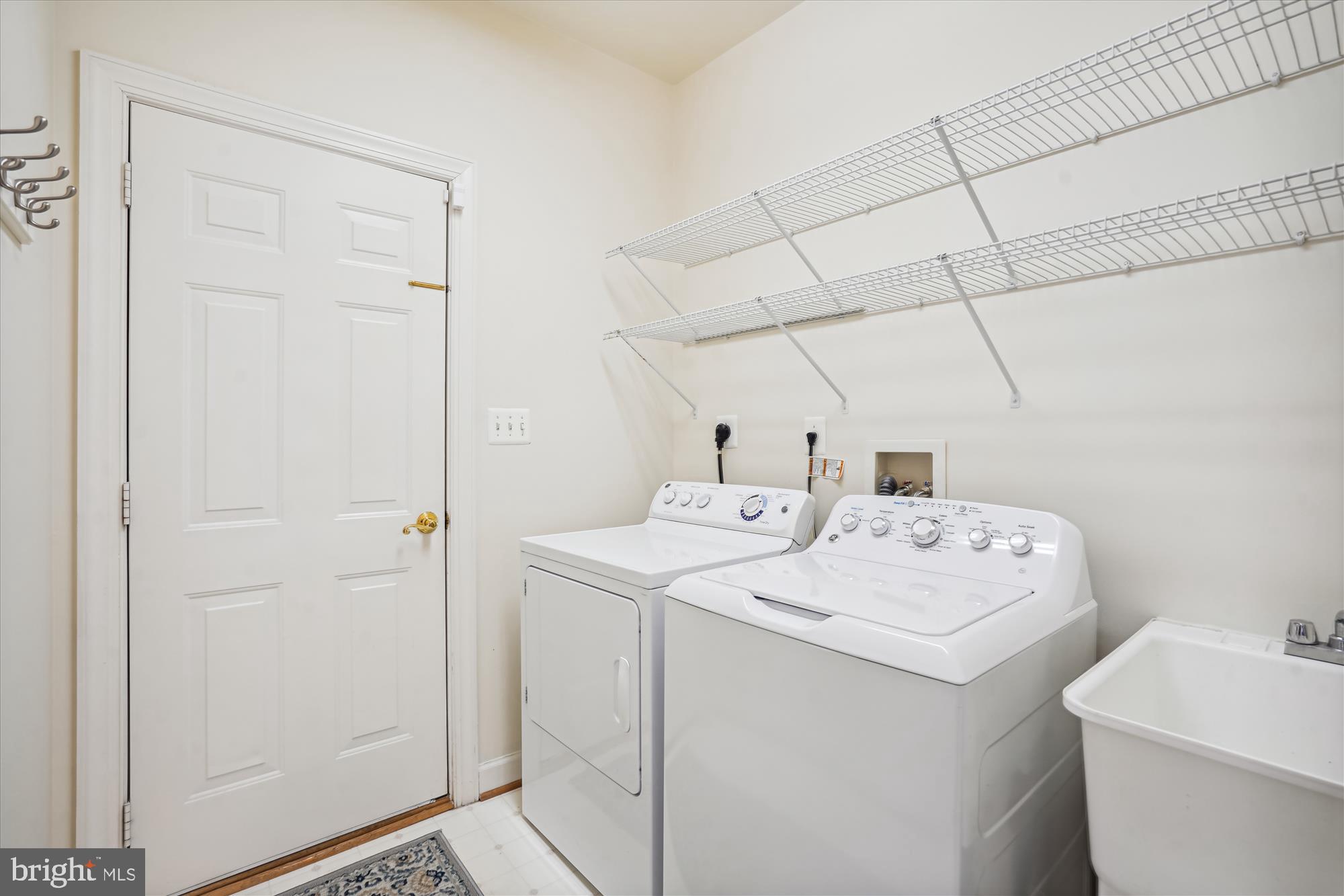 10095 MCCARTY CREST COURT
