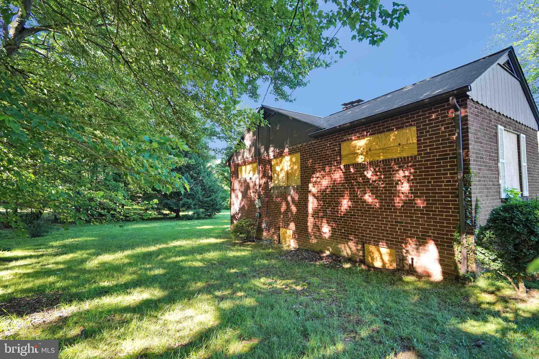 9905 STOUGHTON ROAD