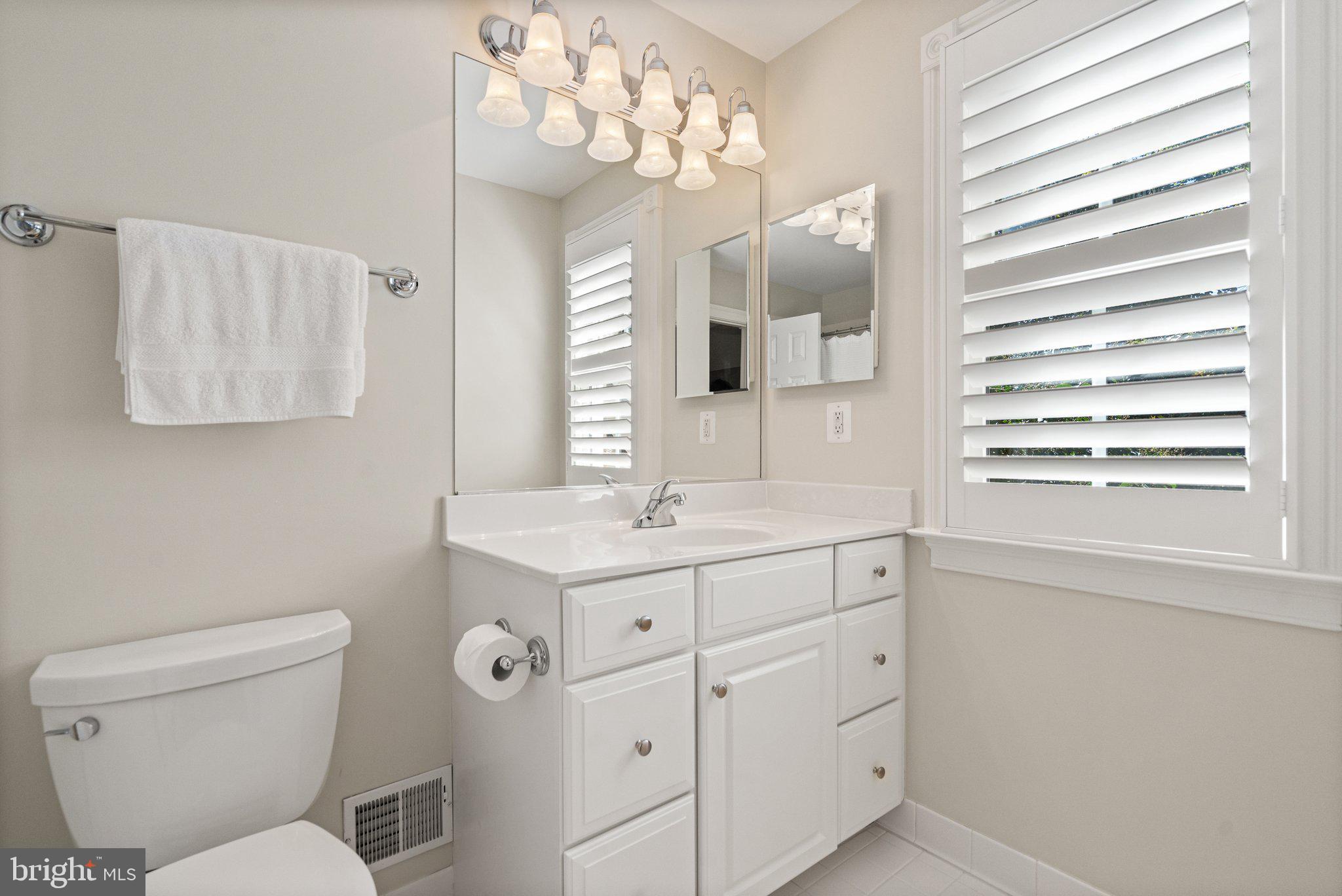 9402 OLD RESERVE WAY