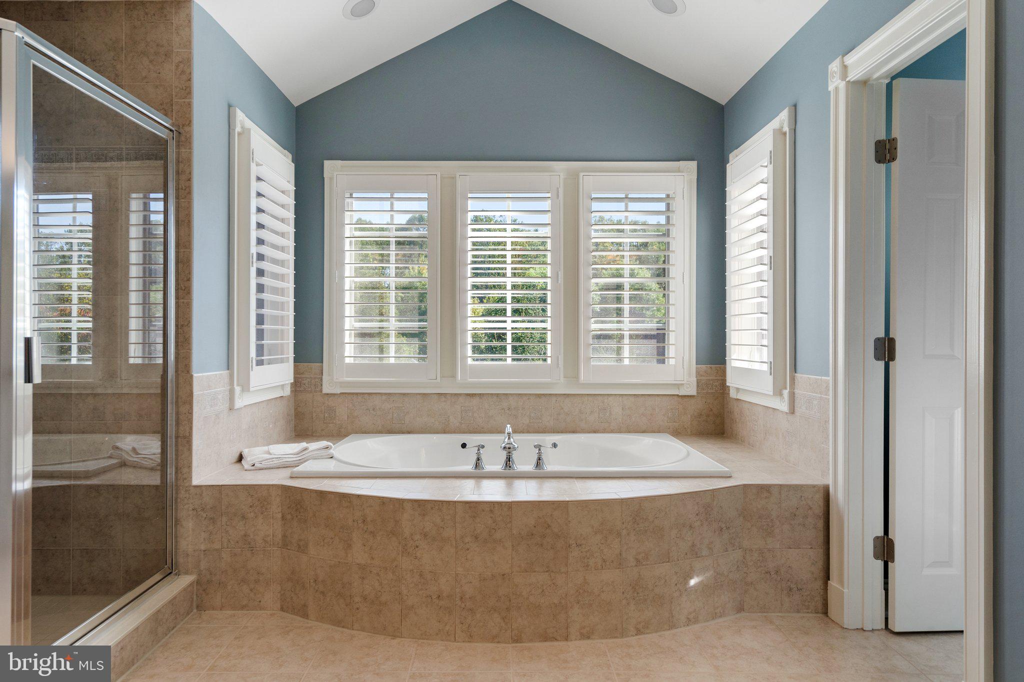 9402 OLD RESERVE WAY