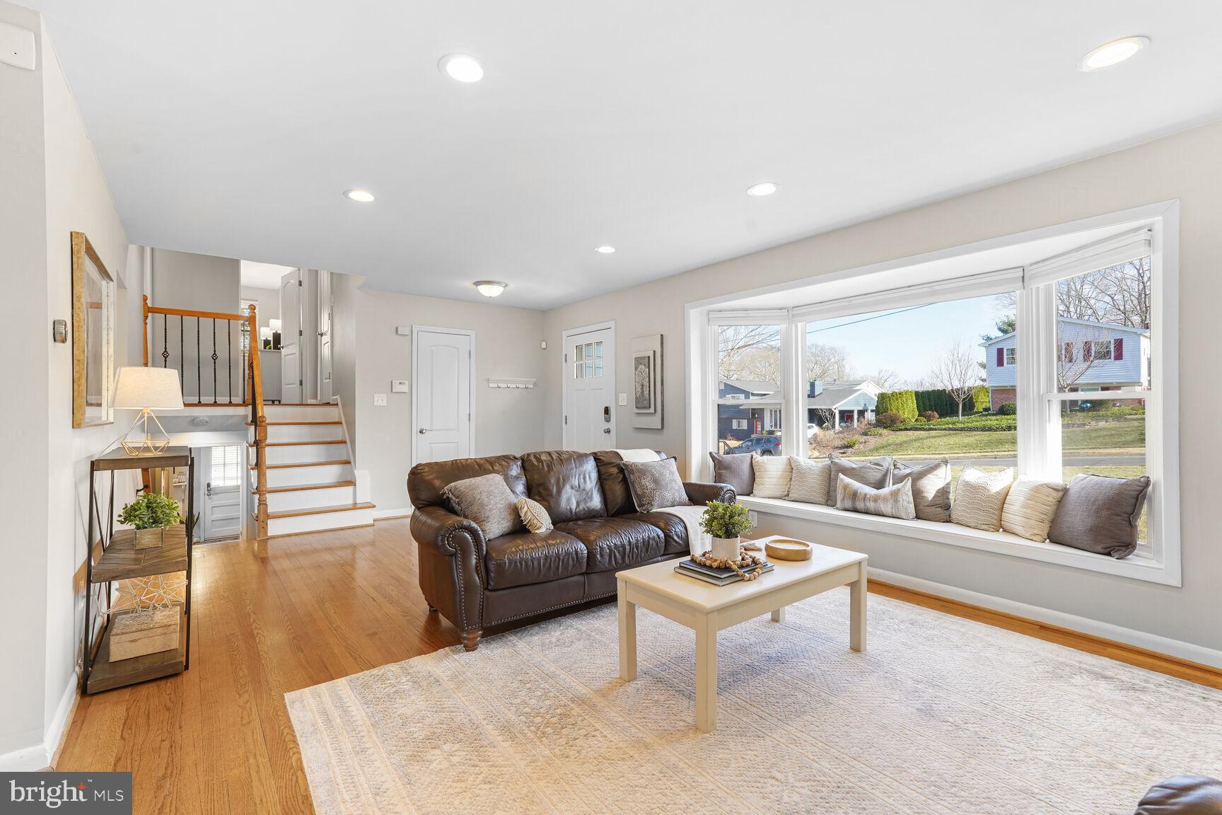 9902 COLONY ROAD