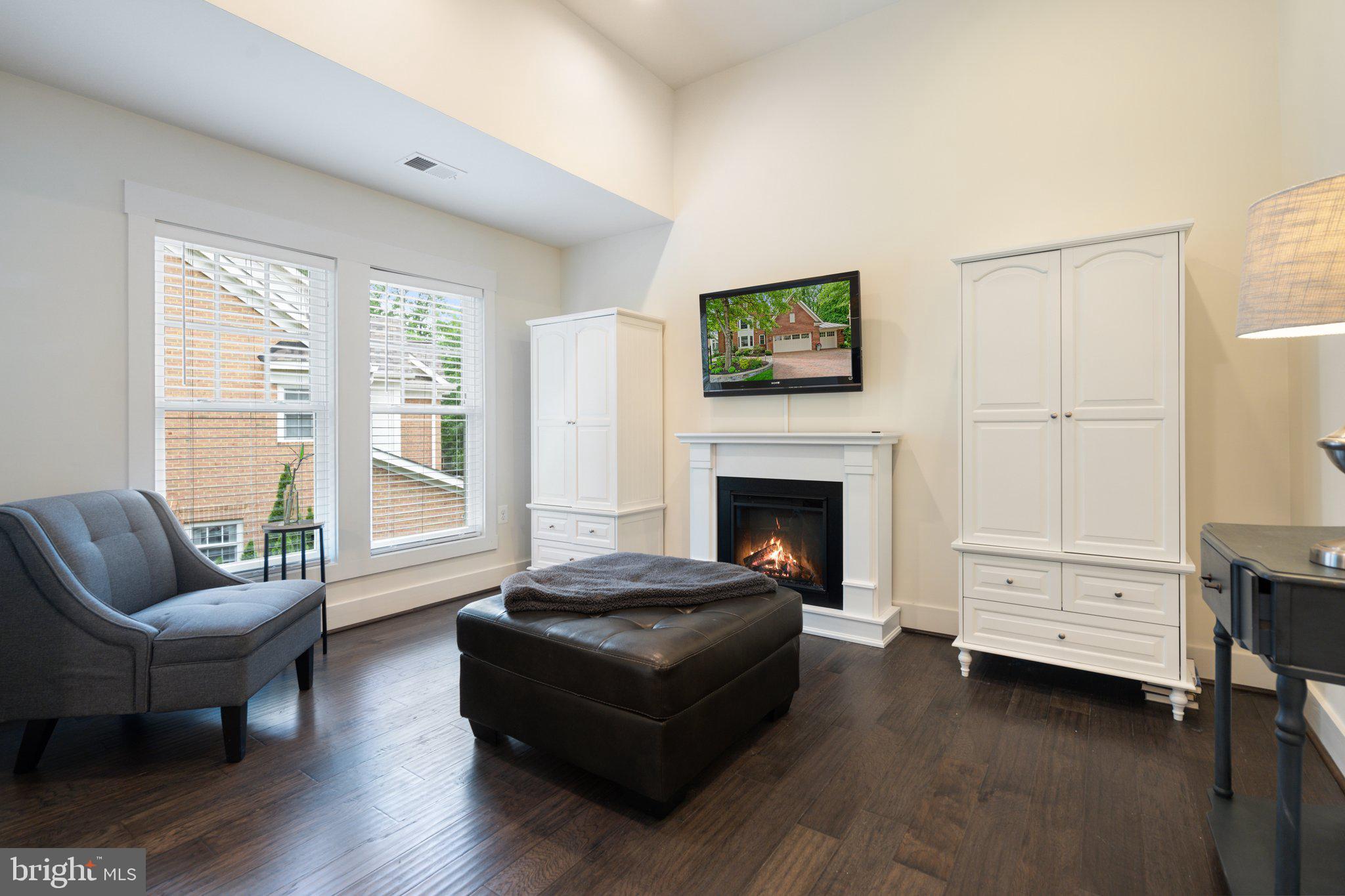 3528 SCHUERMAN HOUSE DRIVE