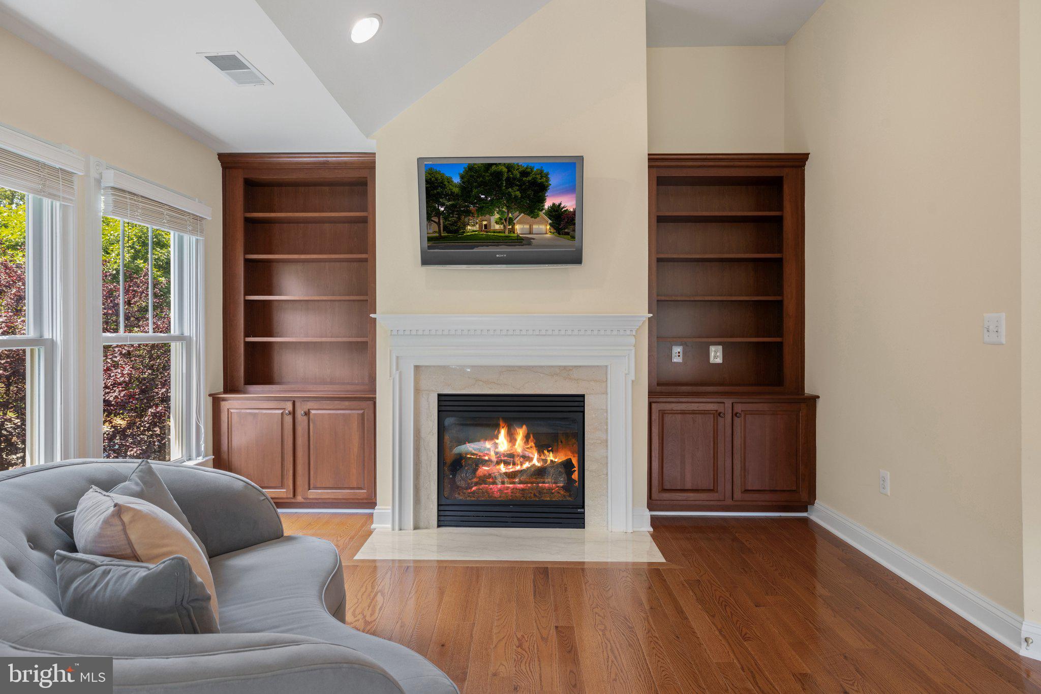 9410 OLD RESERVE WAY