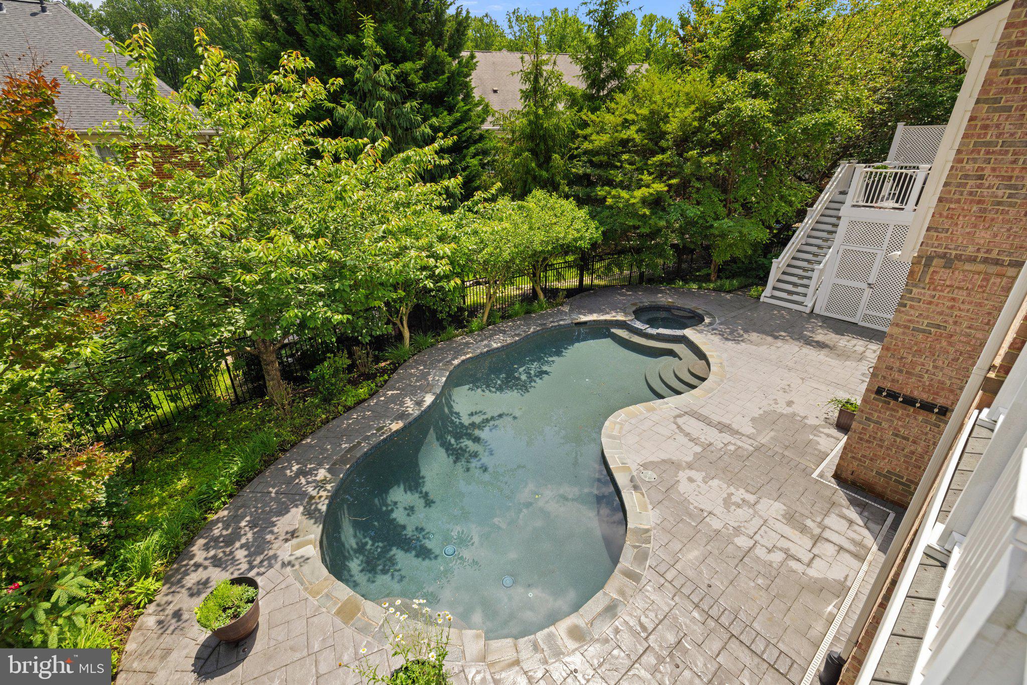 9410 OLD RESERVE WAY