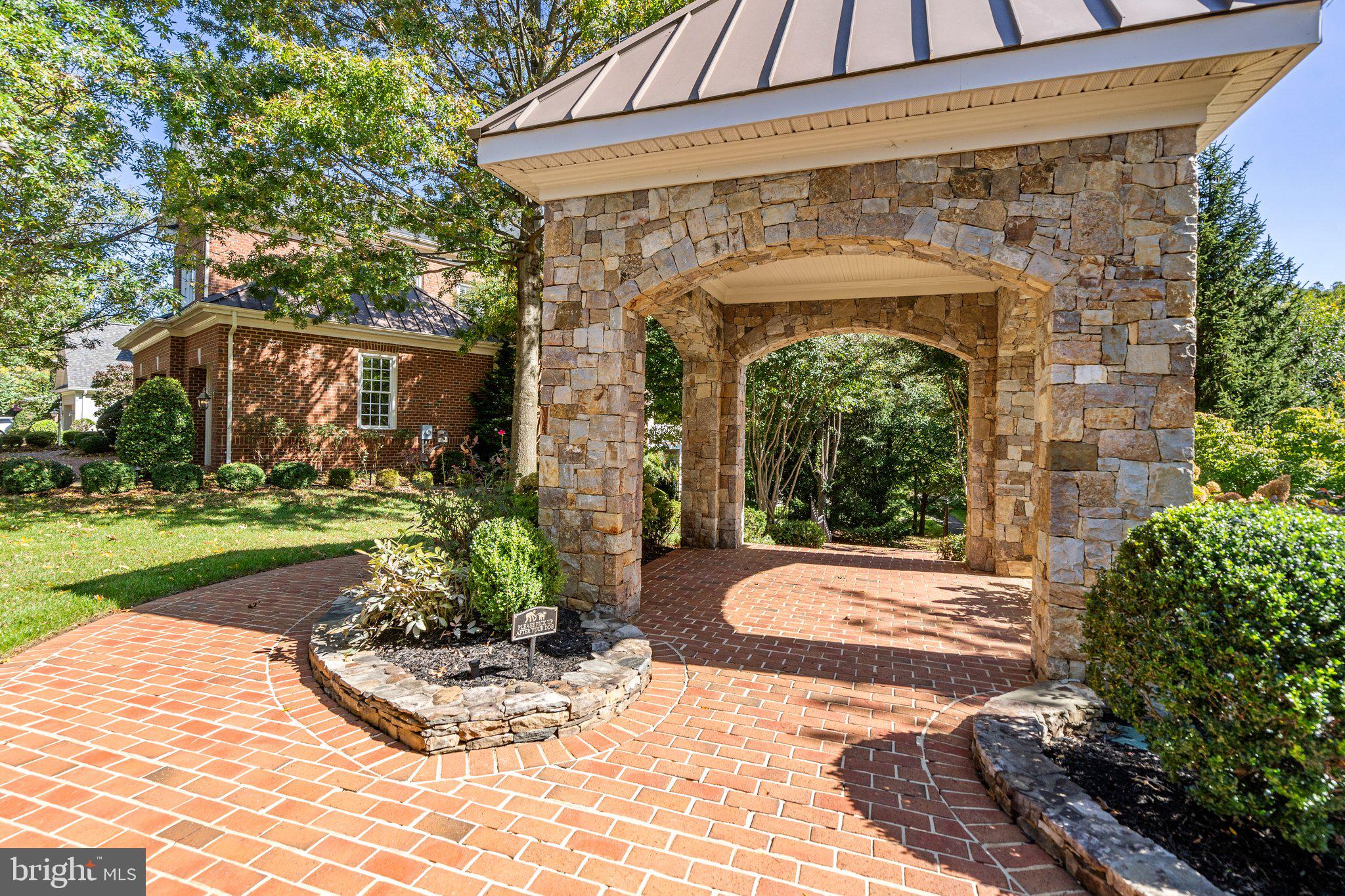 9410 OLD RESERVE WAY