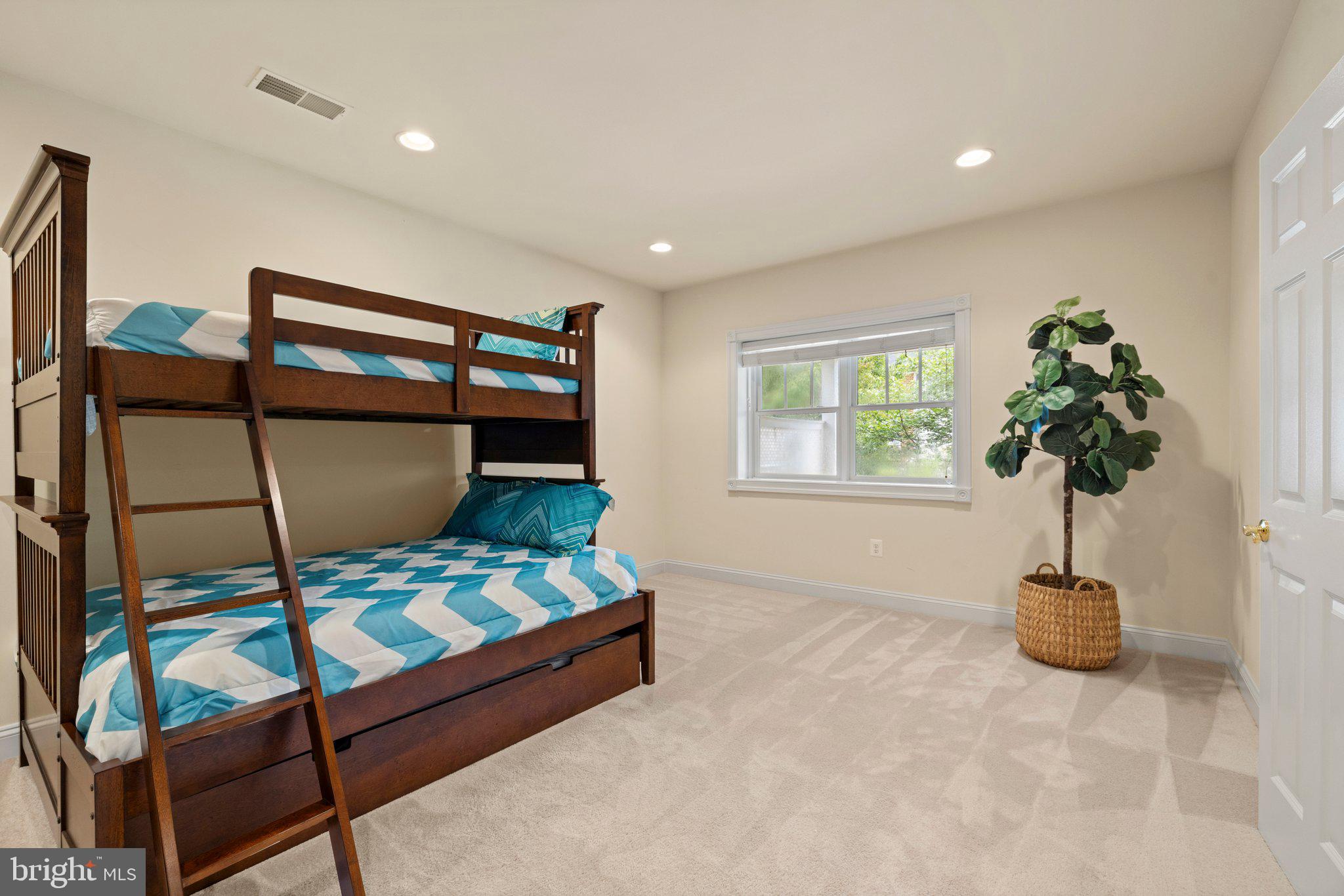 9410 OLD RESERVE WAY