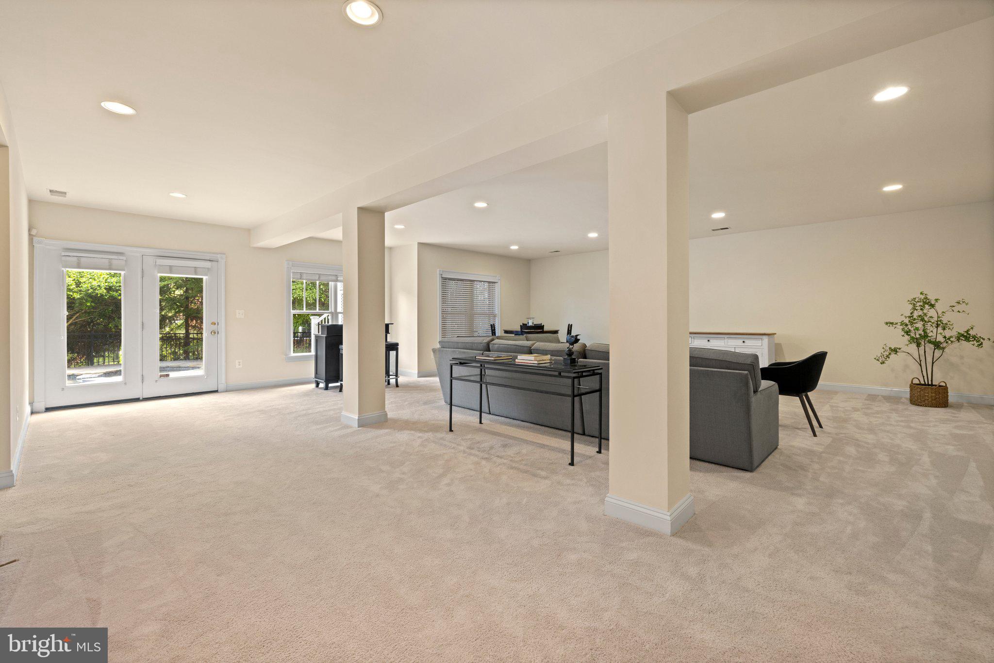 9410 OLD RESERVE WAY