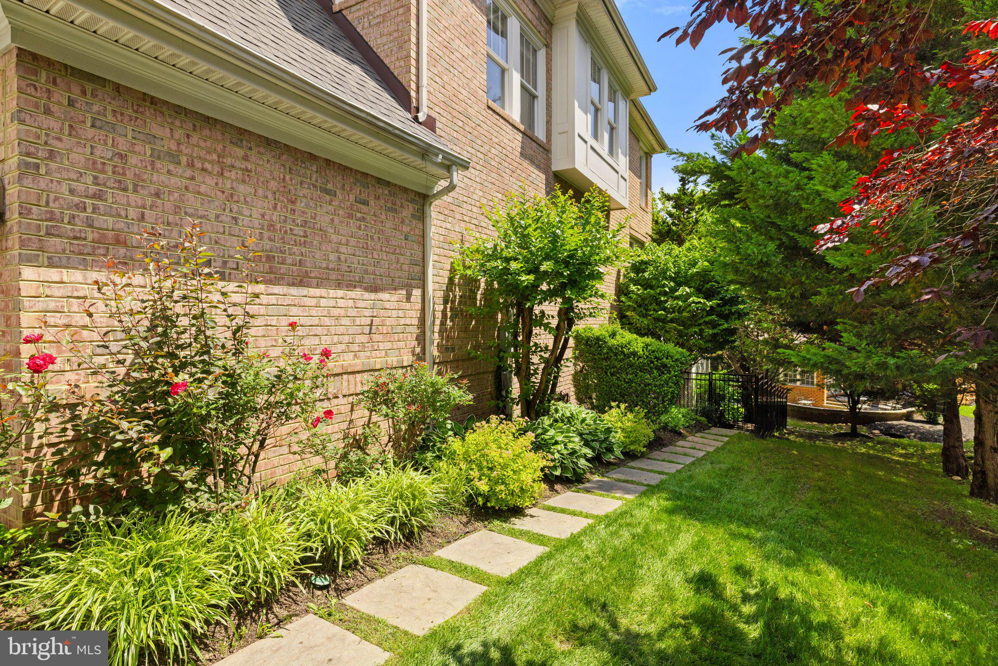 9410 OLD RESERVE WAY